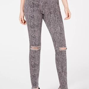 Rewash Junior’s Stevie Snakeskin Print Jeans Size 3R